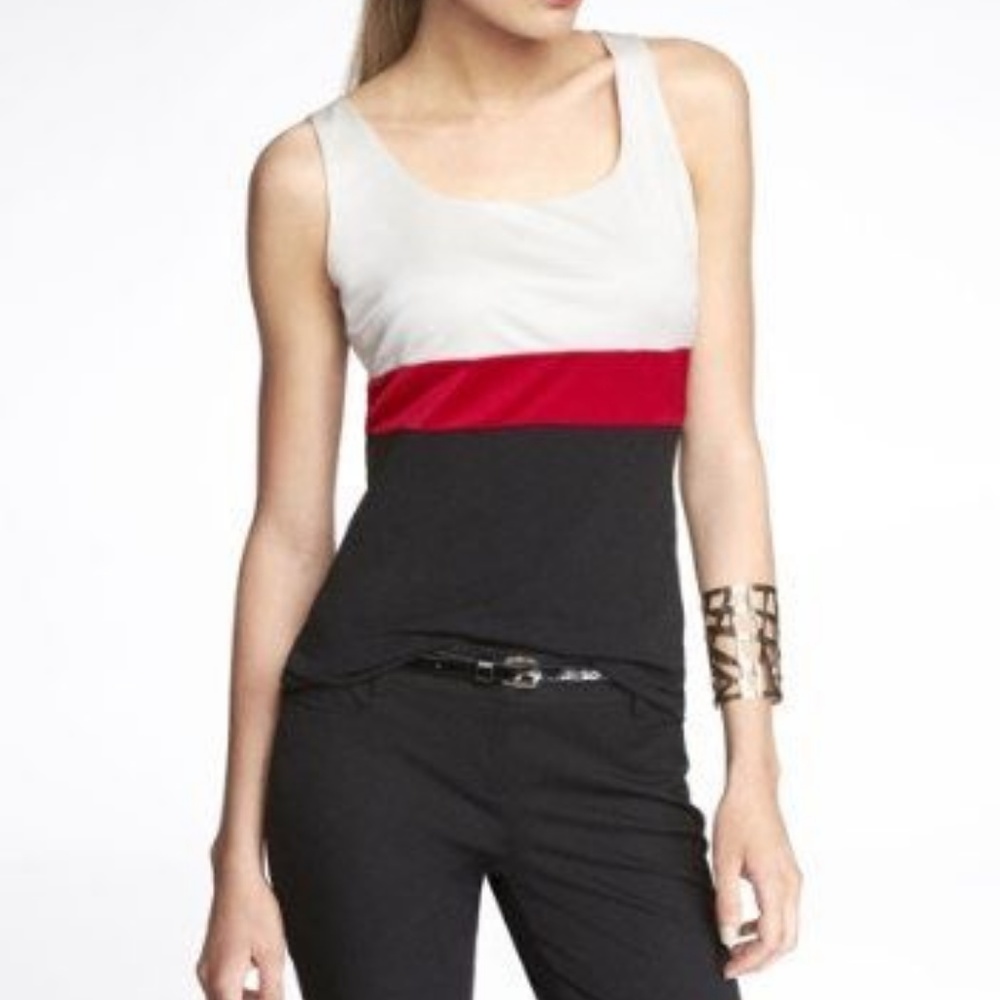 BUNDLE Shell Tank Top - Picture 2 of 5
